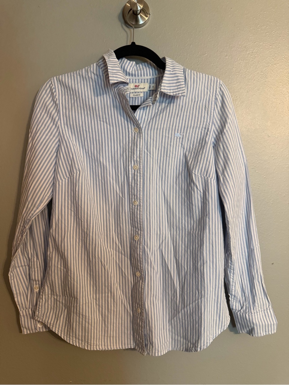 Vineyard Vines Blue and White Striped Cotton Button-Down